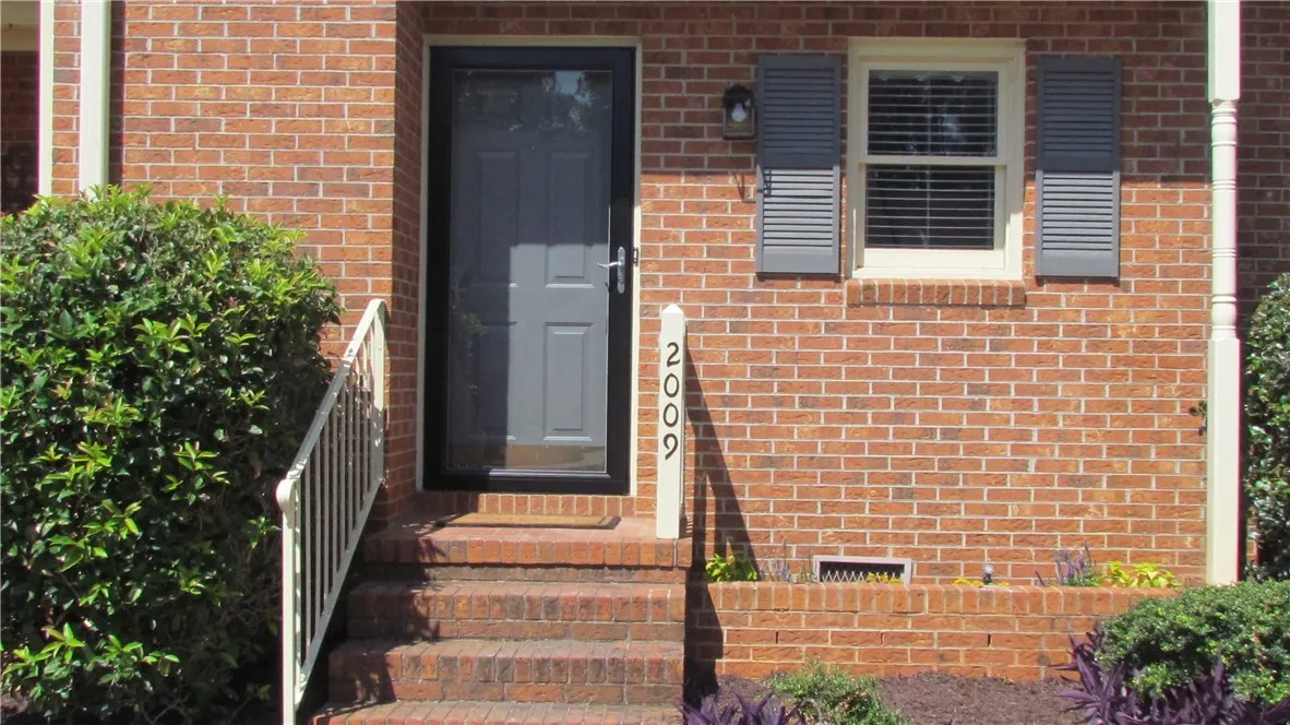 Property image 2 at 2009 Cardinal Park Drive, Anderson, SC 29621