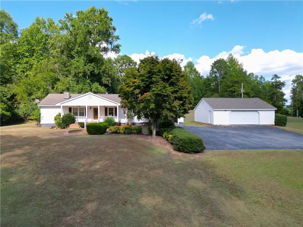 Property image 2 at 1102 Martin Lake Drive, Seneca, SC 29678