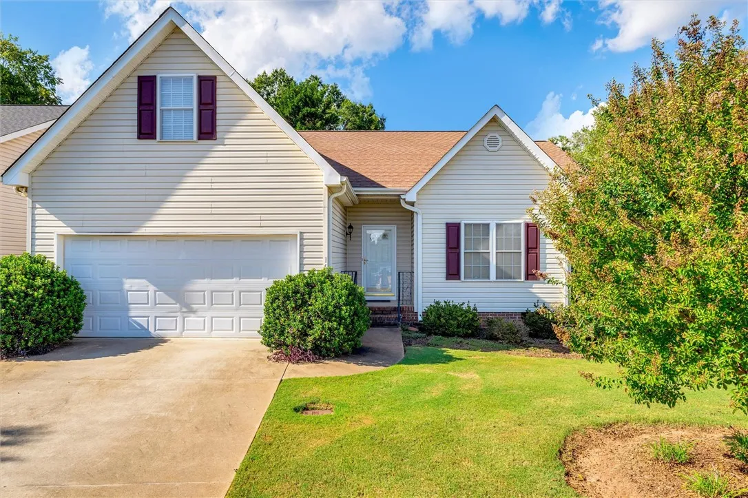 168 Elliott Circle
