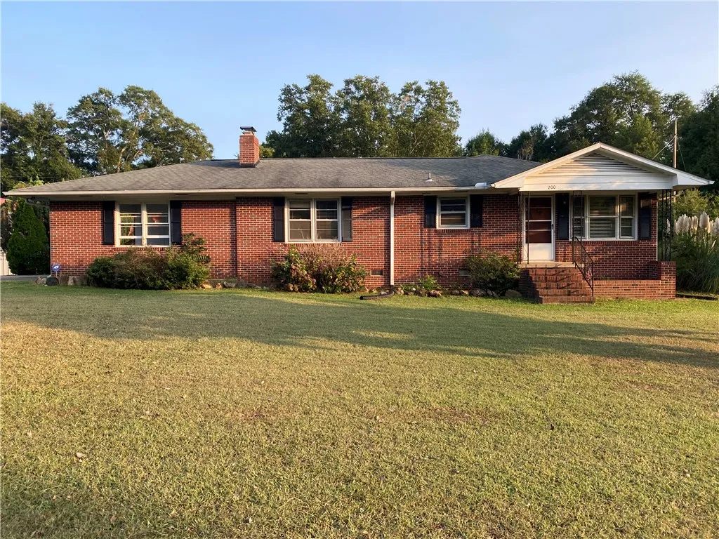 Property image 3 at 200 Alice Drive, Anderson, SC 29625