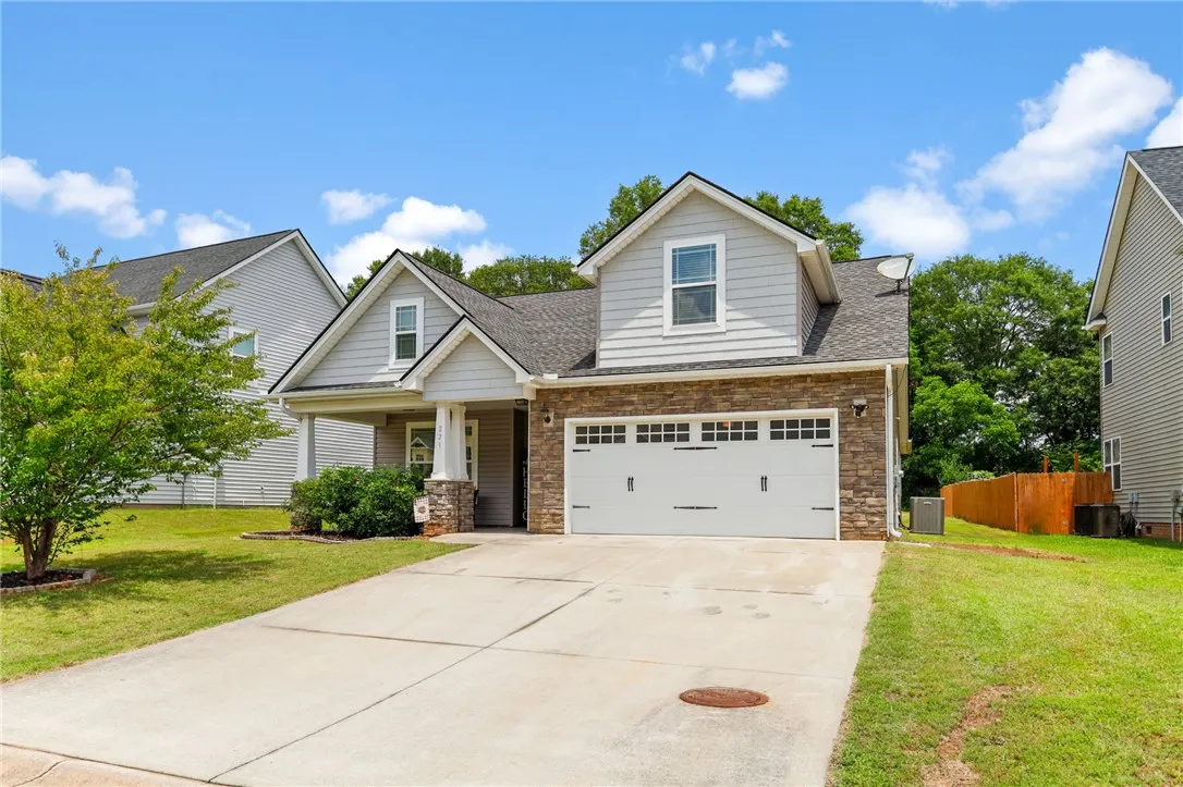 Property image 2 at 221 Streams Way, Anderson, SC 29625