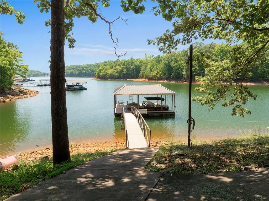 Property image 2 at 1009 Arrowhead Point, Anderson, SC 29625