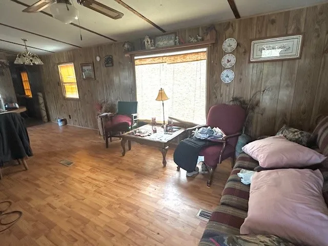Property image 3 at 102 Holt Drive, Iva, SC 29655