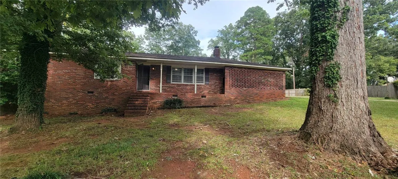 Property image 3 at 201 Clarke Stream Drive, Anderson, SC 29621