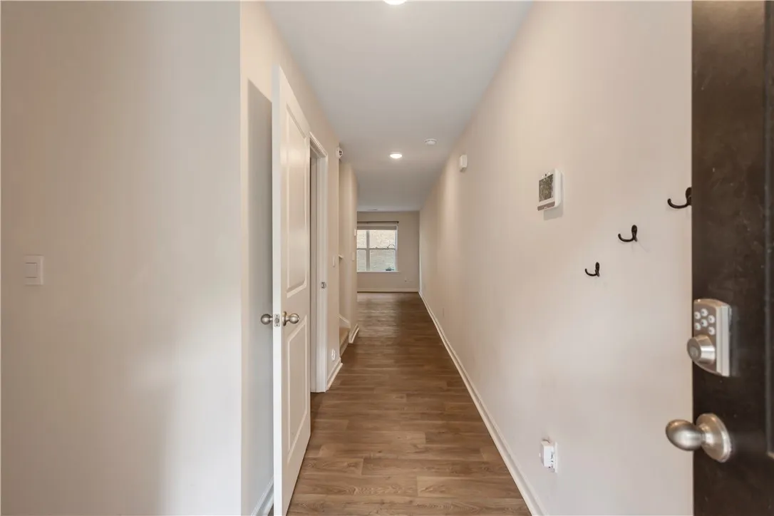 Property image 3 at 305 Oakmont Valley Trail, Seneca, SC 29678