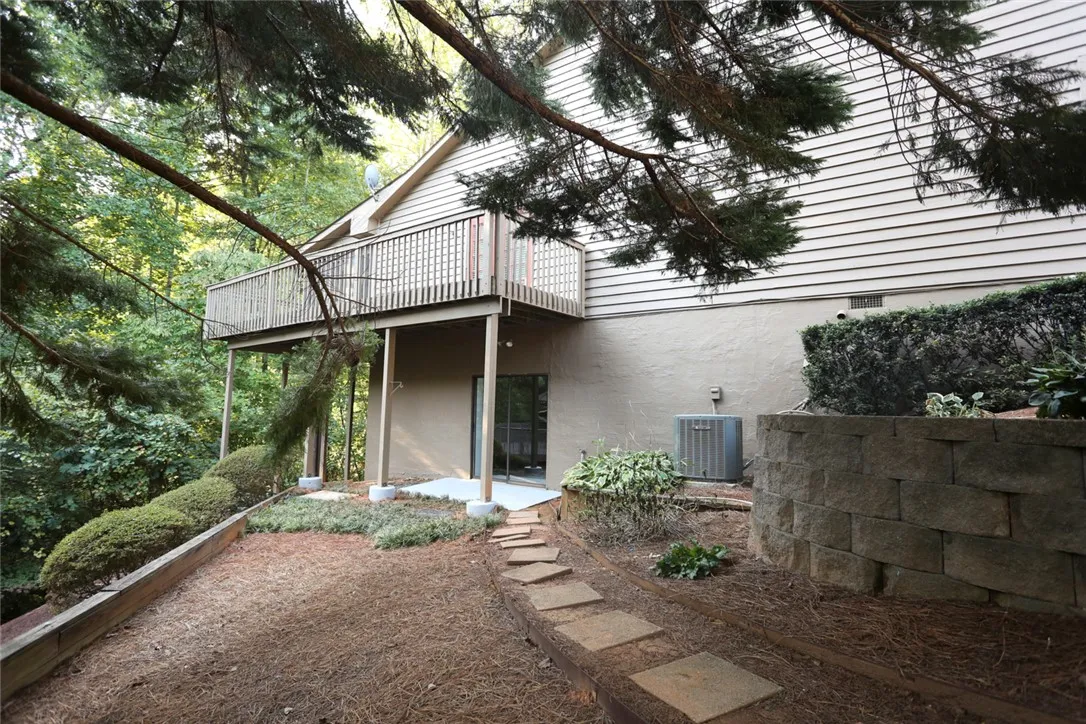 Property image 3 at 2119 Shea Lane, Seneca, SC 29672