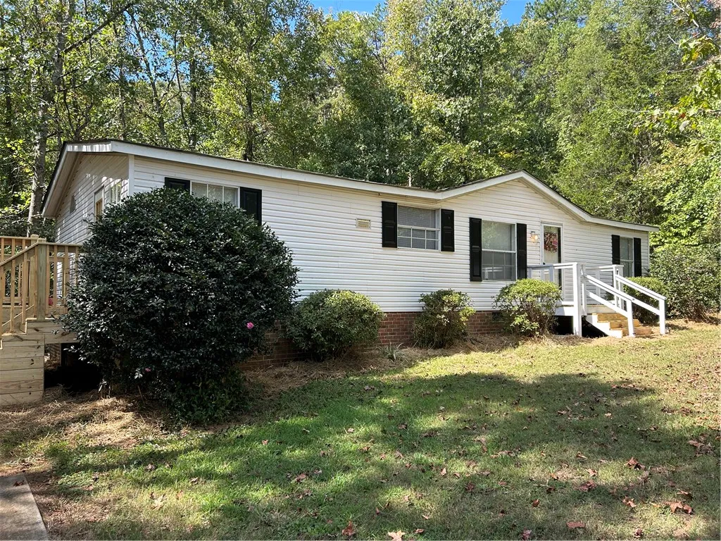 Property image 1 at 234 Forest Lane, Starr, SC 29684