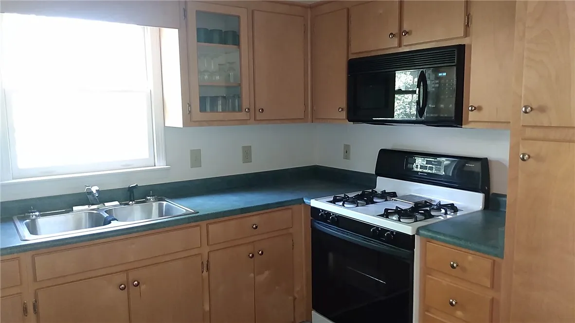 Property image 5 at 157 Deerwood Drive, Westminster, SC 29693