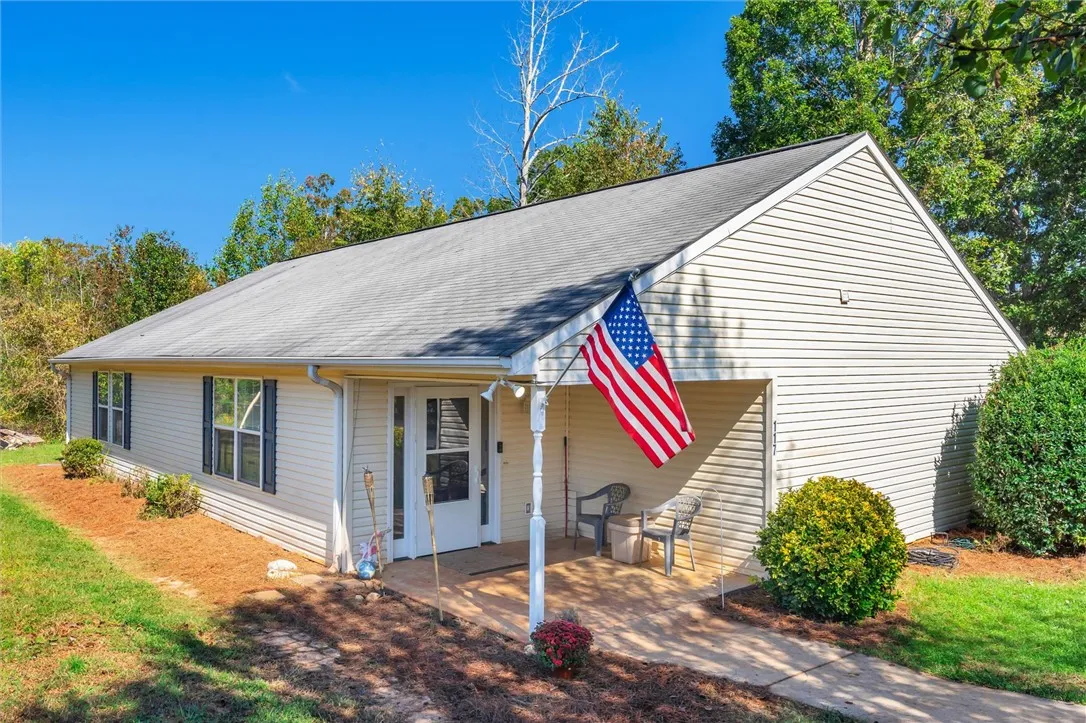 117 Greatview Lane