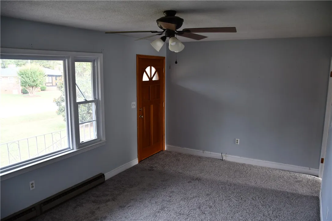 Property image 4 at 412 Auburn Avenue, Anderson, SC 29626