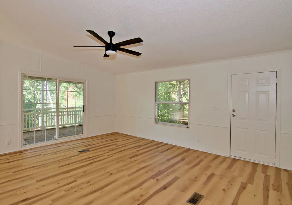 Property image 2 at 429 Hattons Ford Road, Townville, SC 29689