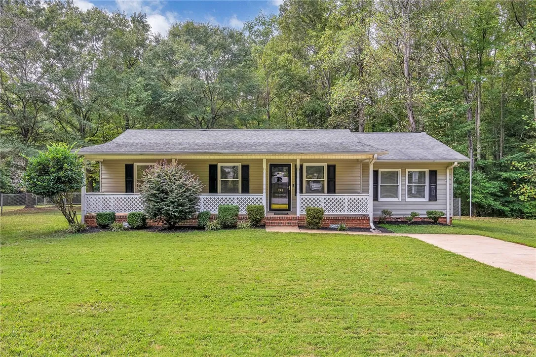 Property image 1 at 198 Spring Lake Road, Piedmont, SC 29673