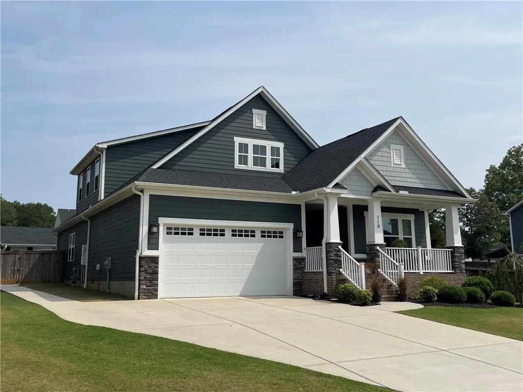 118 MAGNOLIA FARMS Way