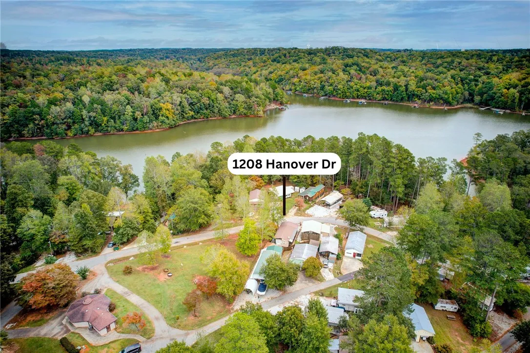 Property image 1 at 1208 Hanover Drive, Westminster, SC 29693