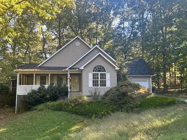 905 Crestview Drive