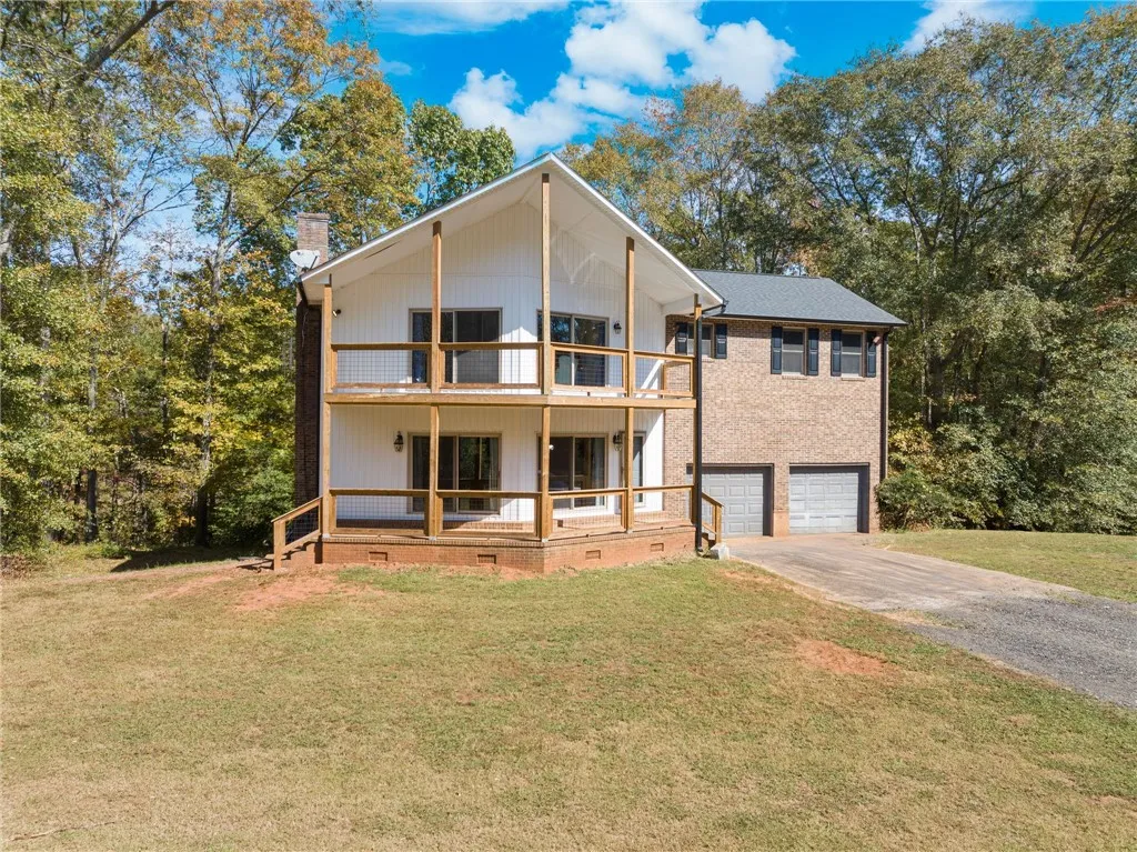 6417 Old Greenville Highway