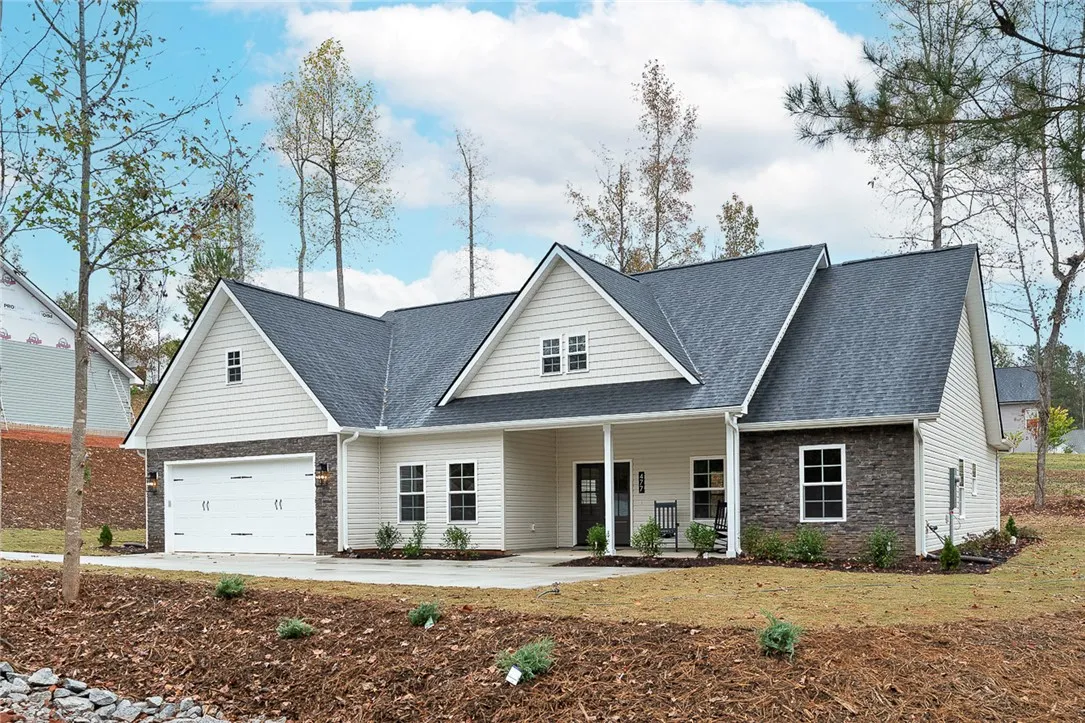 477 Twin View Drive
