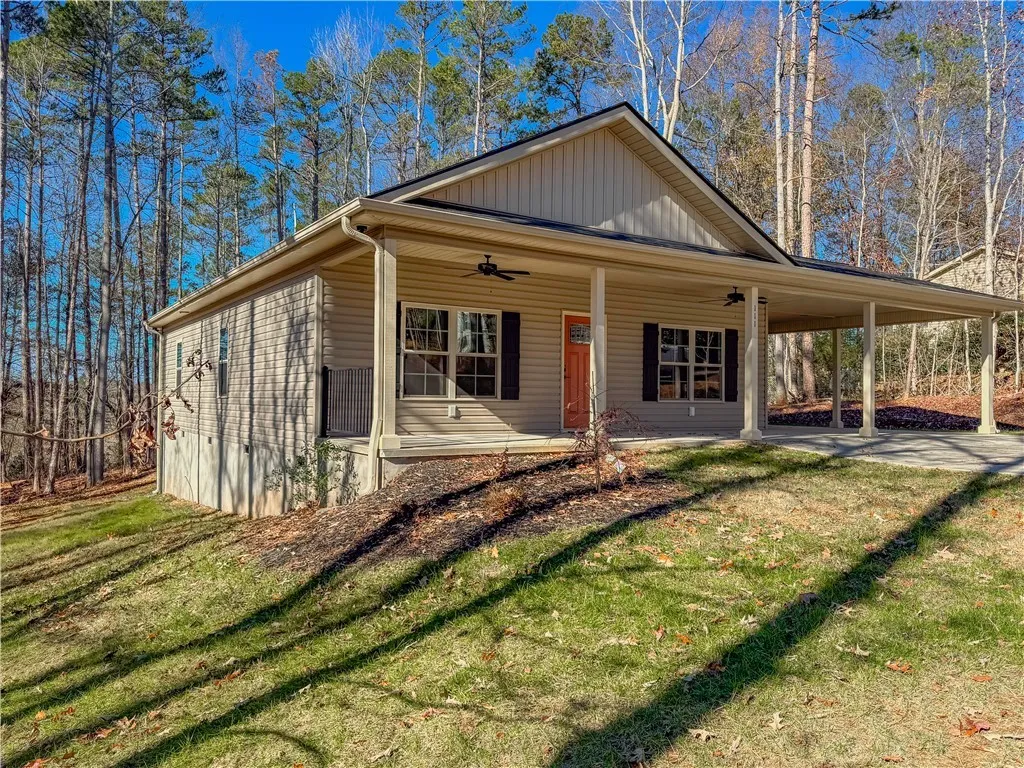 Property image 3 at 111 Sequayah Drive, Fair Play, SC 29643