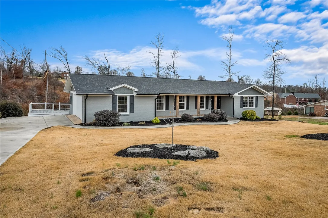 Property image 4 at 816 Ploma Drive, Seneca, SC 29678