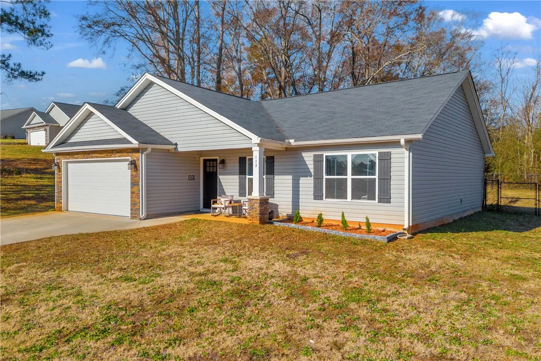 Property image 2 at 113 Stanmoore Drive, Anderson, SC 29621