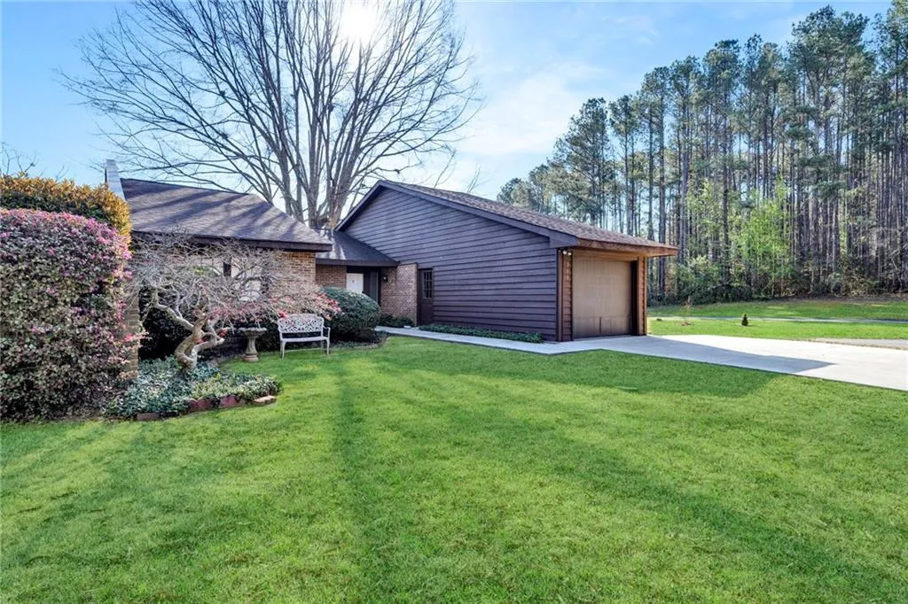 Property image 2 at 300 Downs Boulevard, Clemson, SC 29631