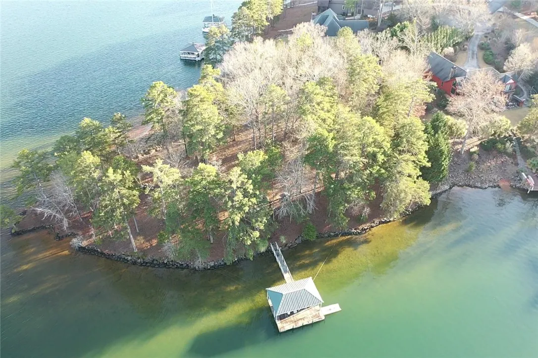 Property image 2 at 131 Pineridge Pointe Drive, Seneca, SC 29672