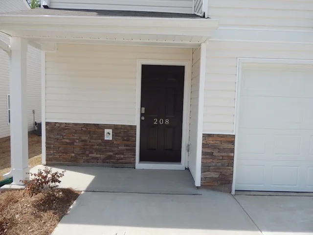 Property image 2 at 208 Oakmont Valley Trail, Seneca, SC 29678
