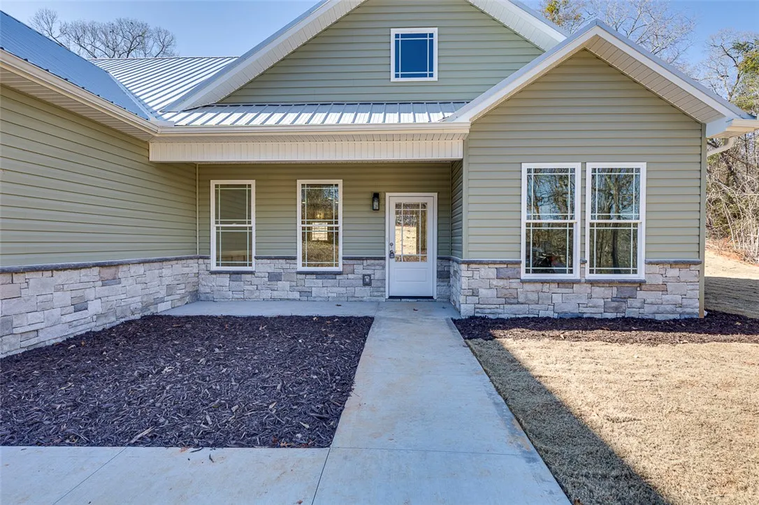 Property image 2 at 127 Hidden Lake Drive, Anderson, SC 29625