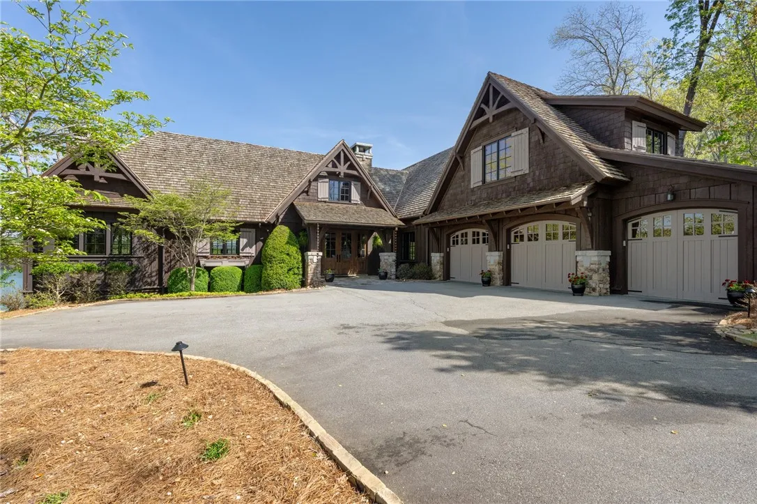 108 Cool Water Court