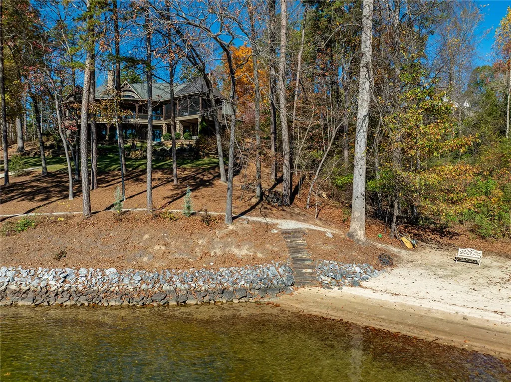 Property image 4 at 2052 Keowee School Road, Seneca, SC 29672