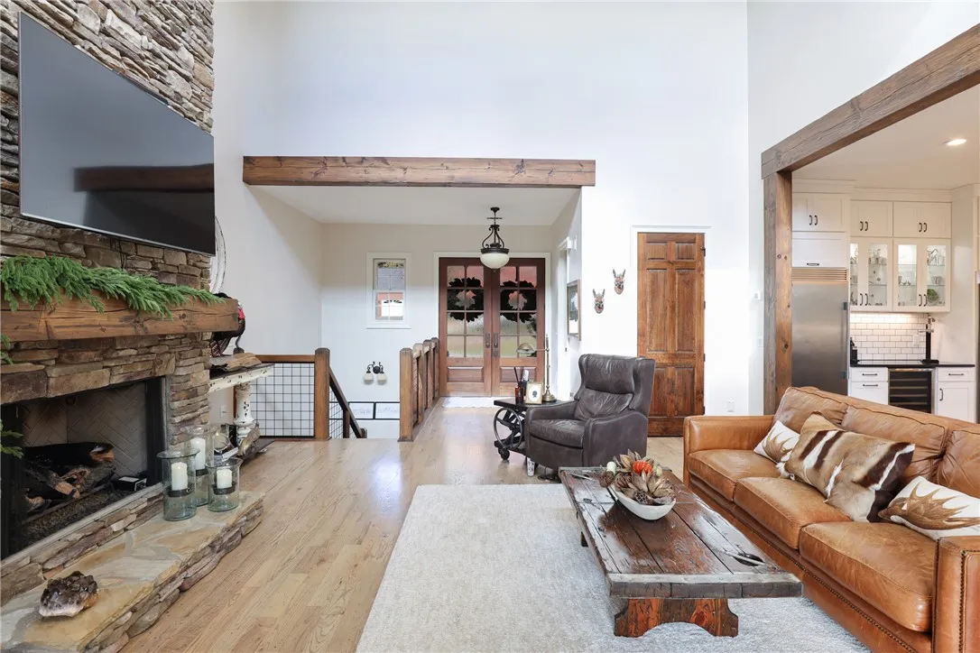 Property image 3 at 220 Pine Ridge Drive, Easley, SC 29642