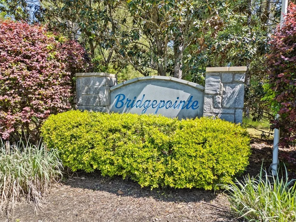 Property image 3 at 3 Lakewind Court, Iva, SC 29655