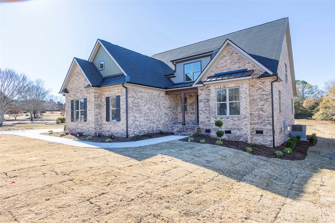 201 Mcphail Farms Circle
