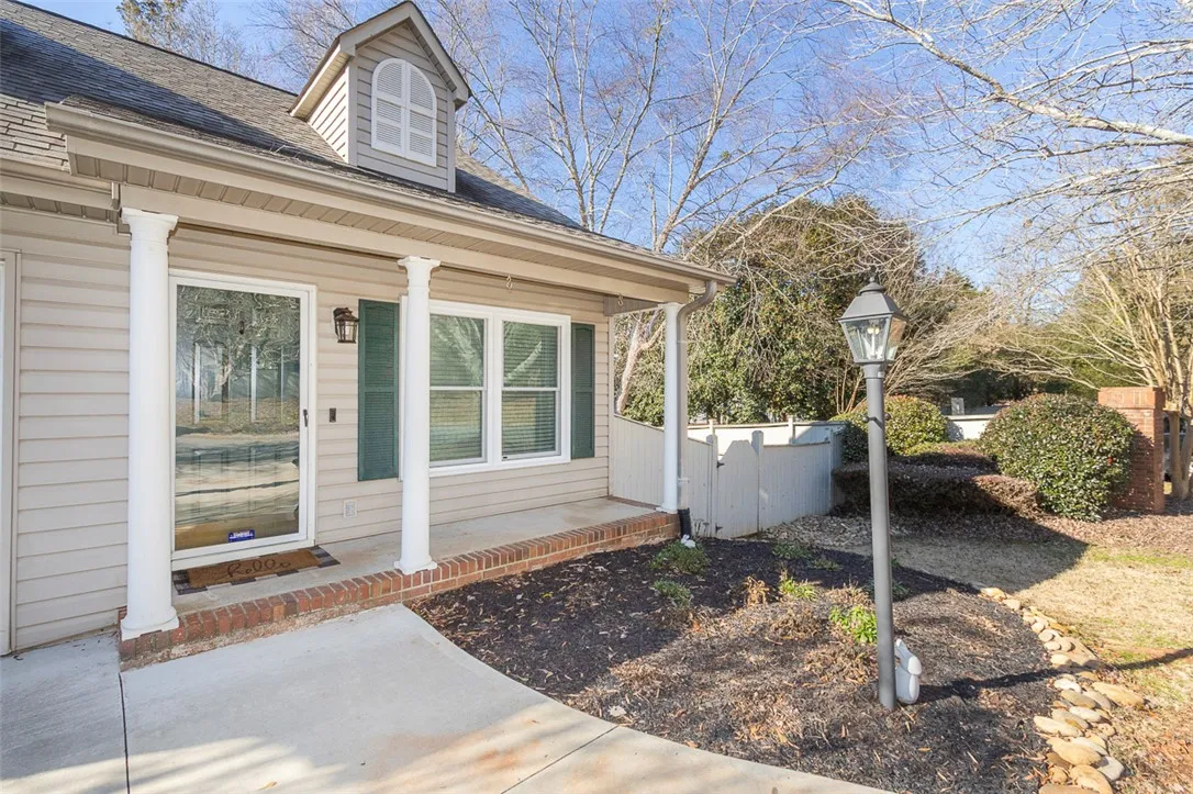 Property image 3 at 100 Plantation Drive, Pendleton, SC 29670
