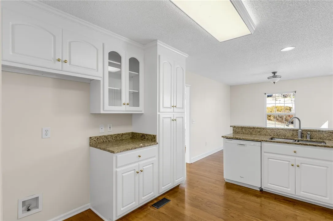 Property image 5 at 125 Ridgestone Drive, Central, SC 29630