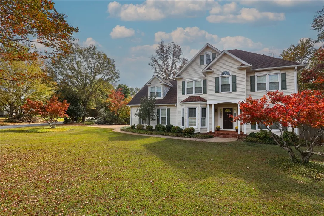 Property image 2 at 109 Stonewall Drive, Easley, SC 29642