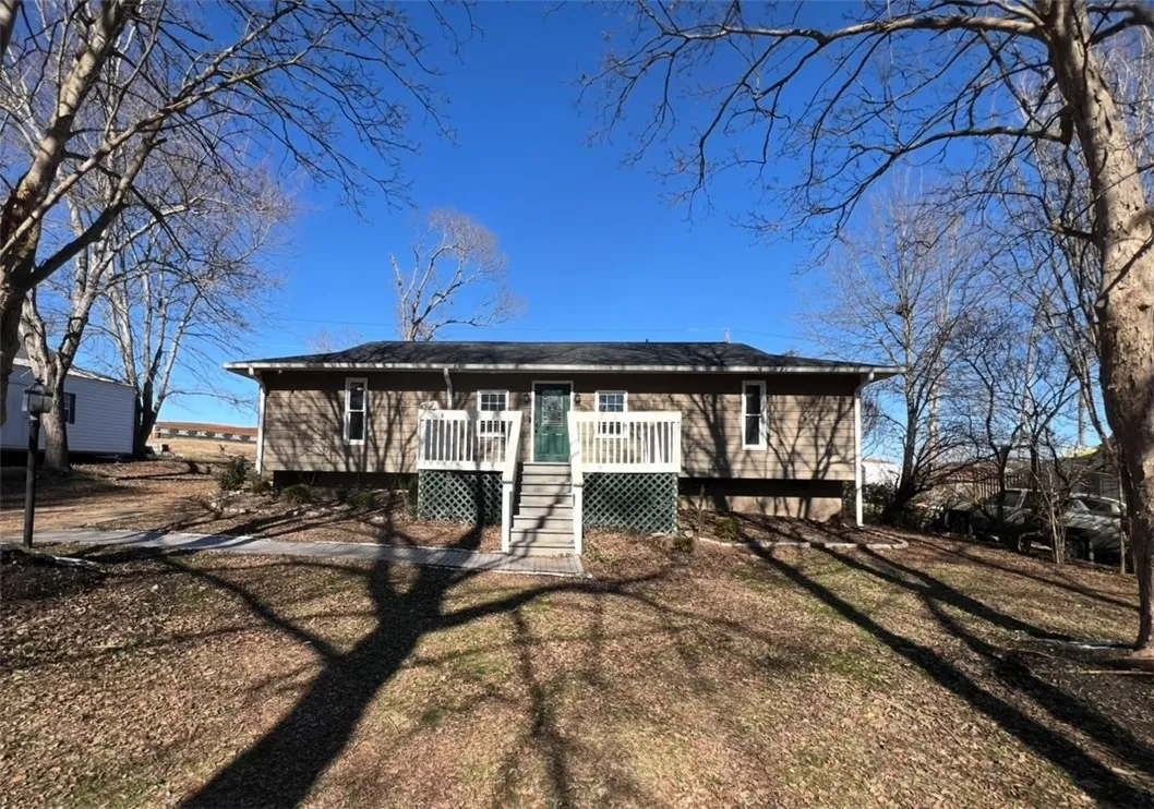 Property image 3 at 109 Shallowford Road, Easley, SC 29640