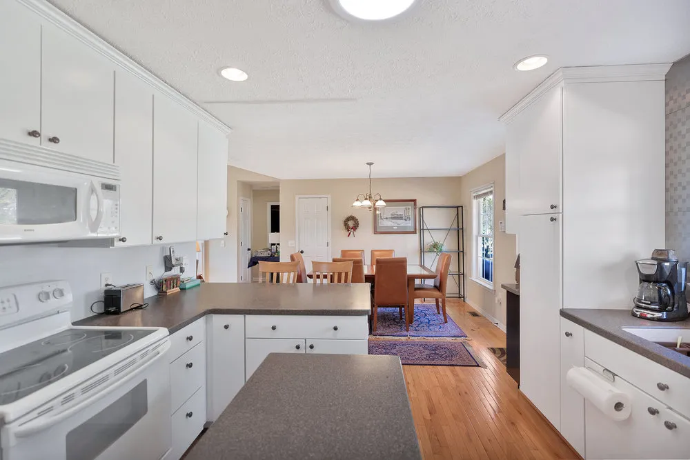 Property image 2 at 474 Chetola Road, Seneca, SC 29672