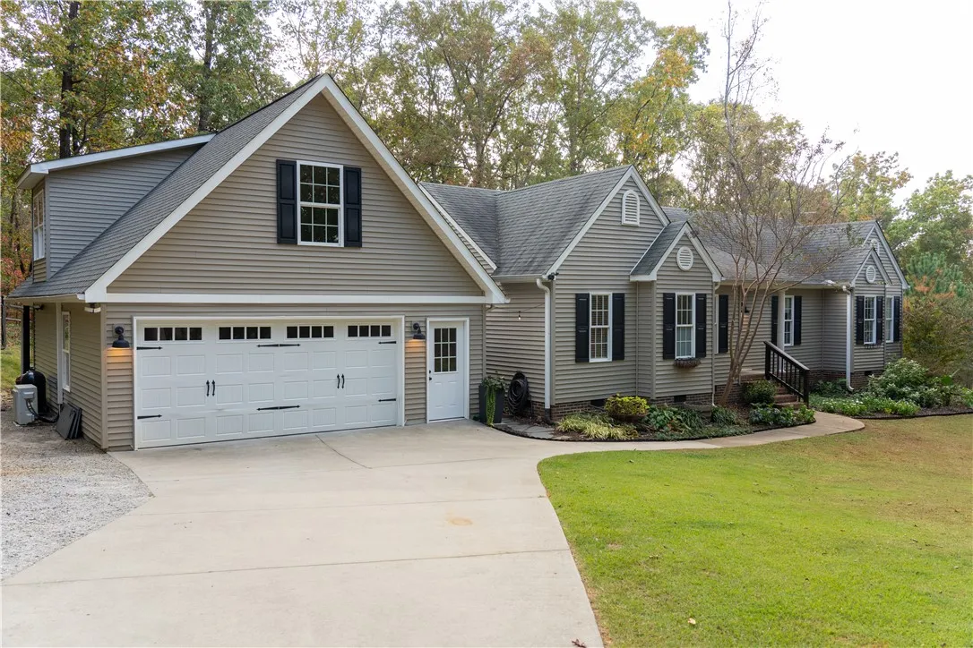 5124 Sunset Drive