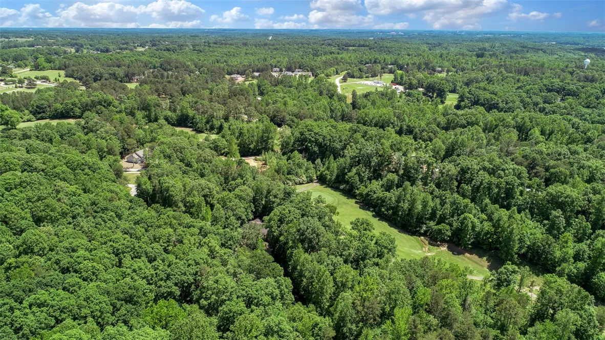 Property image 3 at 506 Chickasaw Drive, Westminster, SC 29693