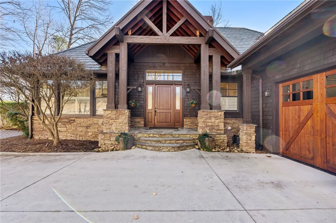 Property image 2 at 805 Top Ridge Drive, Sunset, SC 29685