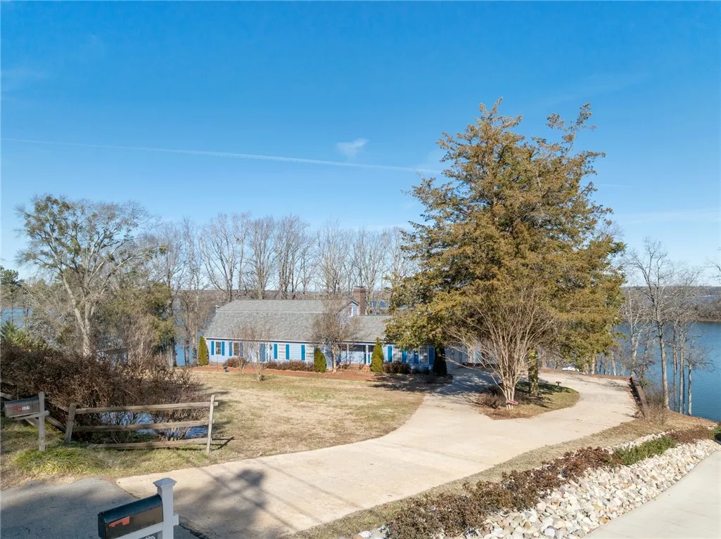 Property image 4 at 321 Edgewater Drive, Anderson, SC 29626