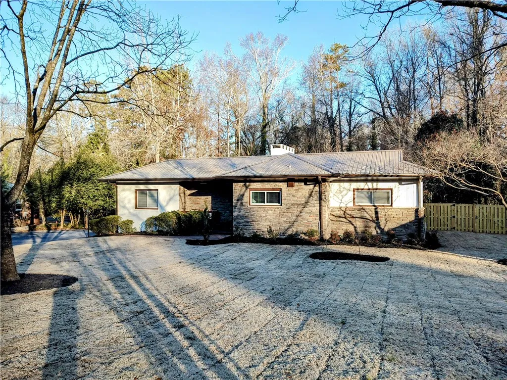 Property image 2 at 209 Riggs Drive, Clemson, SC 29631