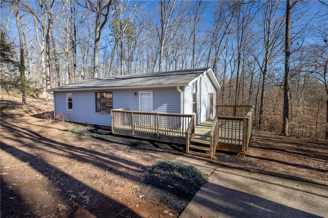 Property image 1 at 616 Post Oak Lane, Seneca, SC 29672