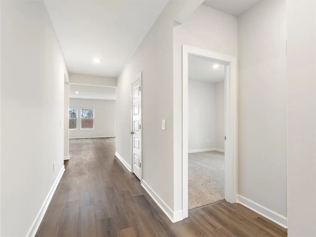 Property image 3 at 1672 Erindale Drive, Wellford, SC 29385