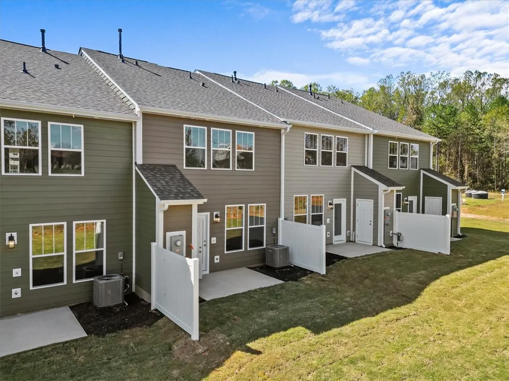 Property image 4 at 260 Tippin Trail, Travelers Rest, SC 29690
