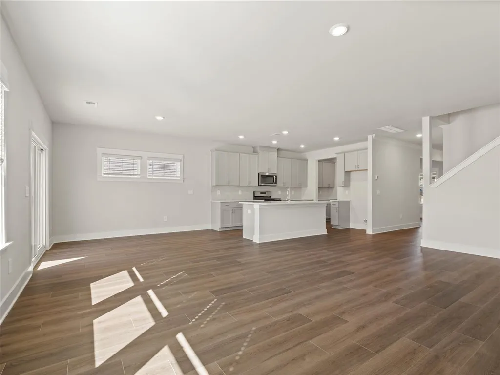 Property image 5 at 913 Burghley Circle, Greer, SC 29651
