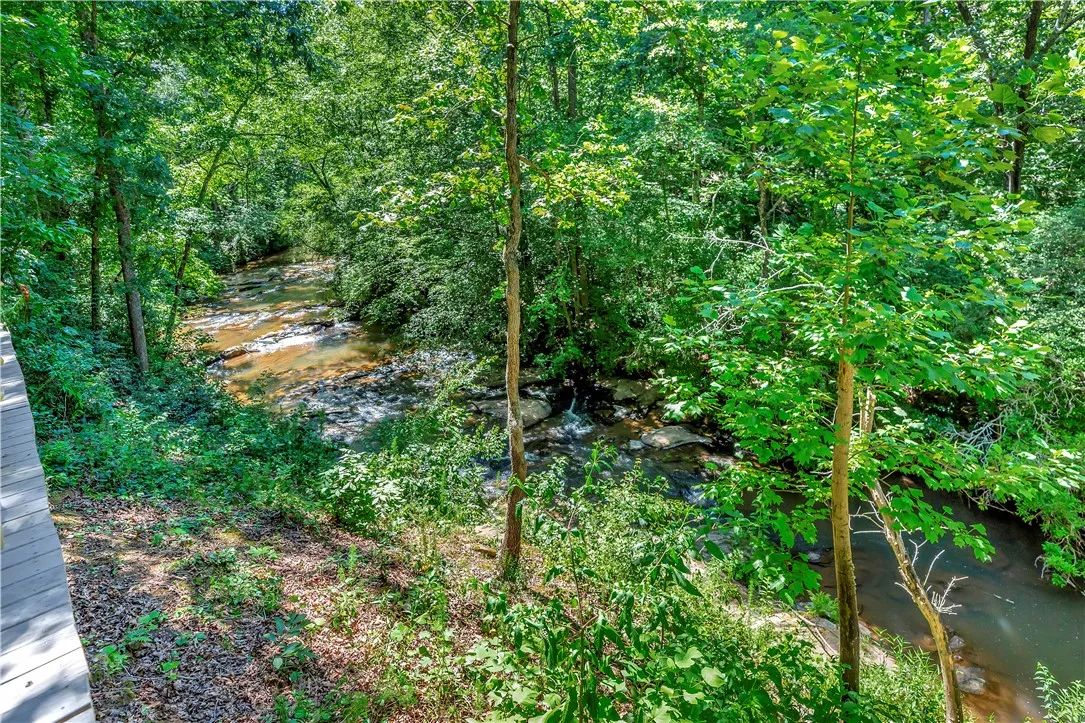Property image 2 at 237 Stone Pond Way, Seneca, SC 29672
