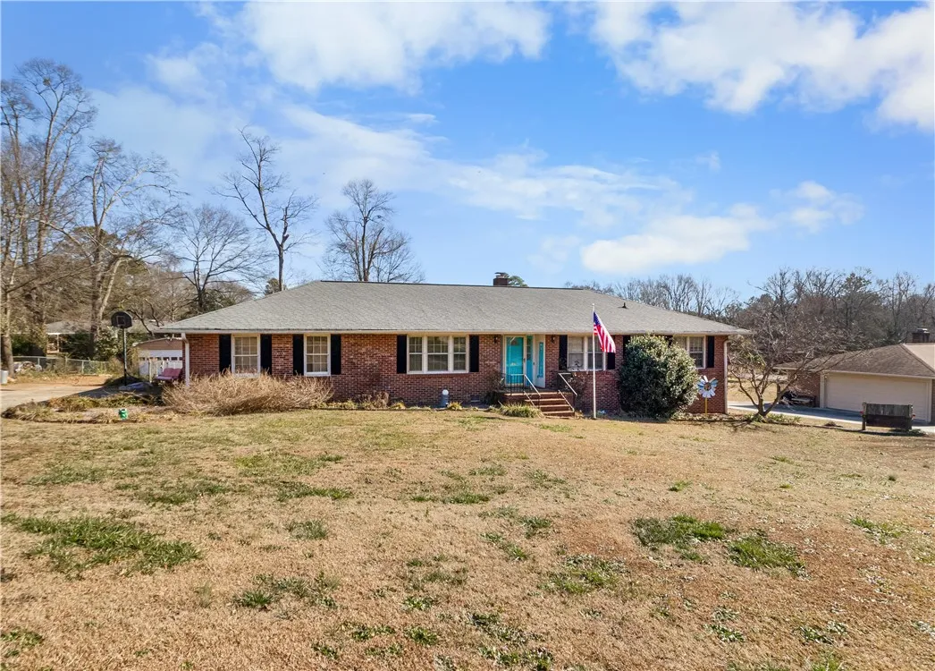 Loblolly Pines, Anderson Community