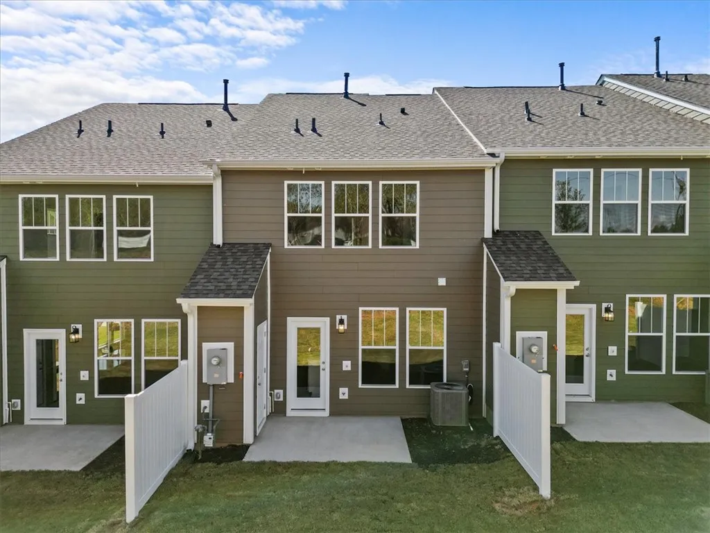 Property image 3 at 252 Tippin Trail, Travelers Rest, SC 29690